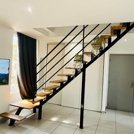 Superbe Duplex Design Neuf 2 Chambres, Climatise Tout Confort, Facile D,Acces Stationnement Gratuit Marseille Exterior photo