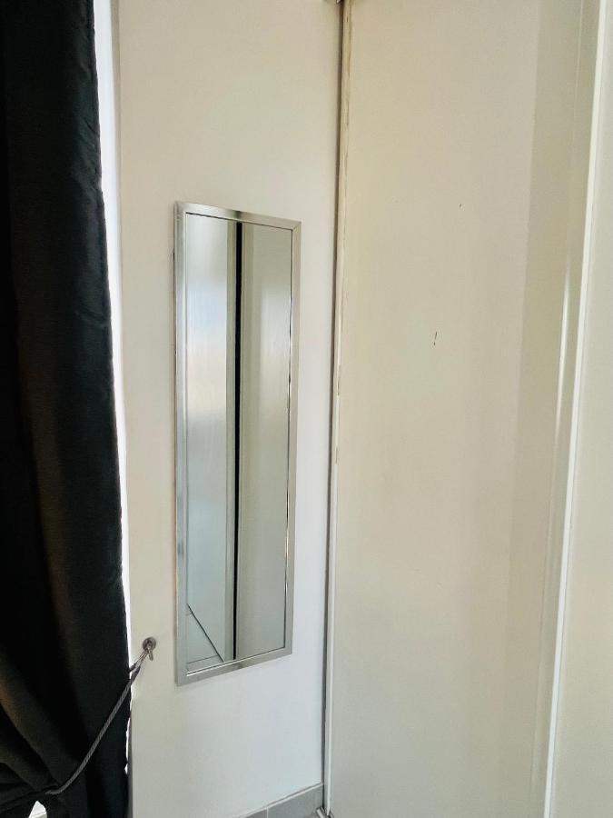 Superbe Duplex Design Neuf 2 Chambres, Climatise Tout Confort, Facile D,Acces Stationnement Gratuit Marseille Exterior photo
